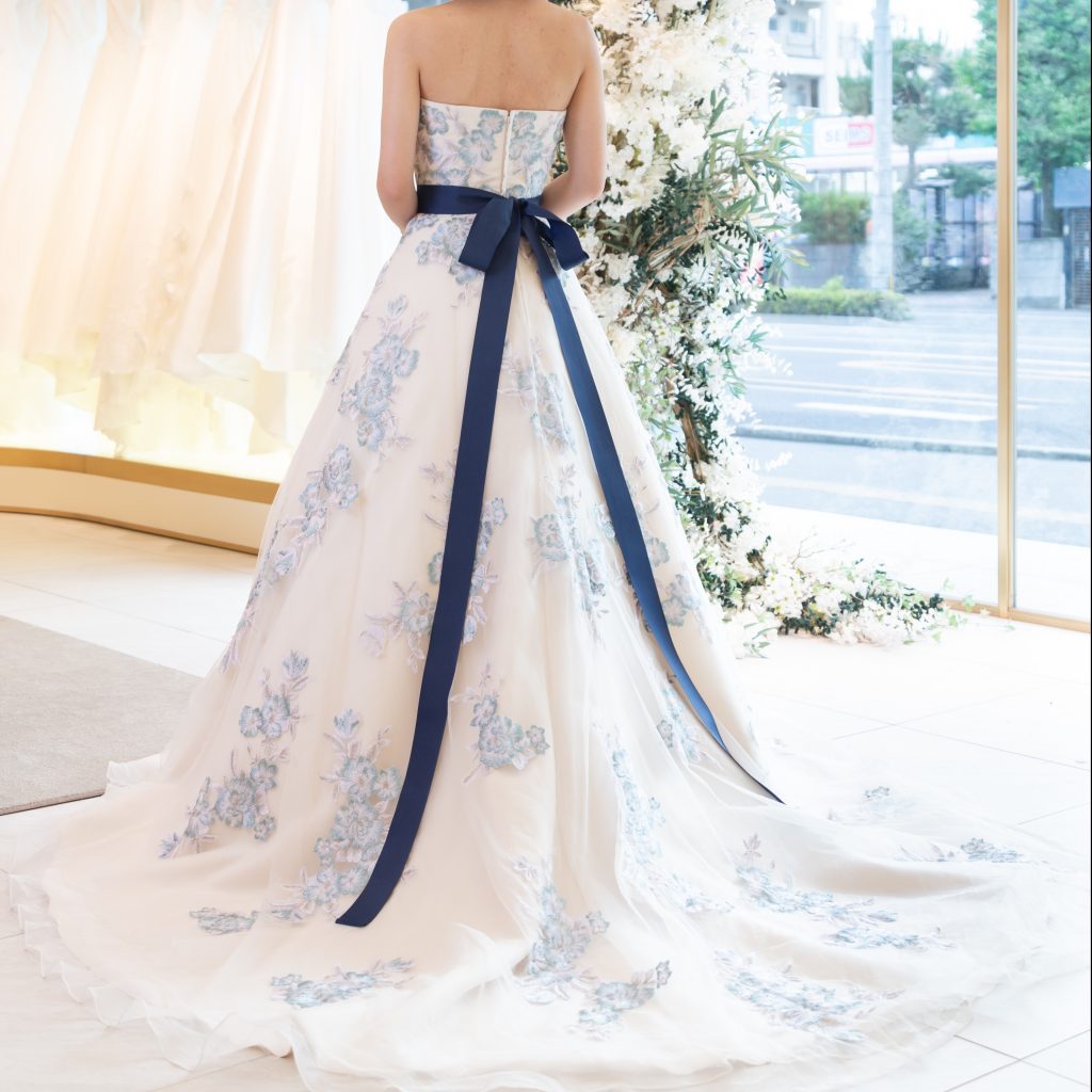 Fiore Biancaオリジナルカラードレスで叶える自分らしいスタイル
