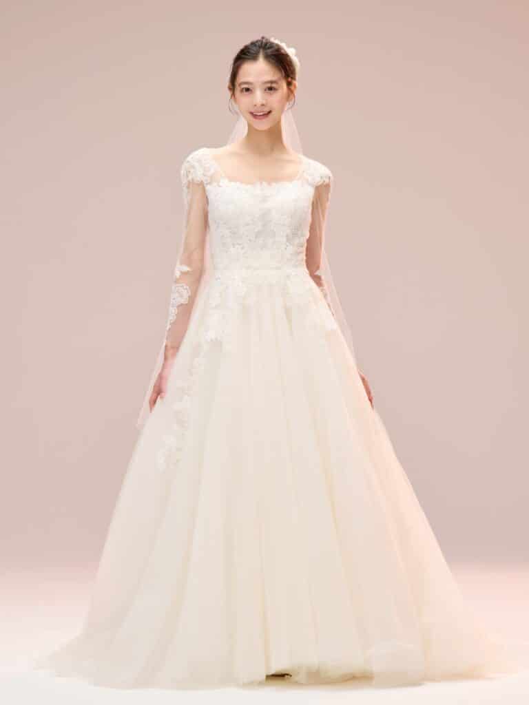 エスム　esum ウェディングドレス　weddingdress wedding dress フラワーレース　レースボレロ　ロングスリーブ　Aライン　チュールドレス　フェミニンドレス