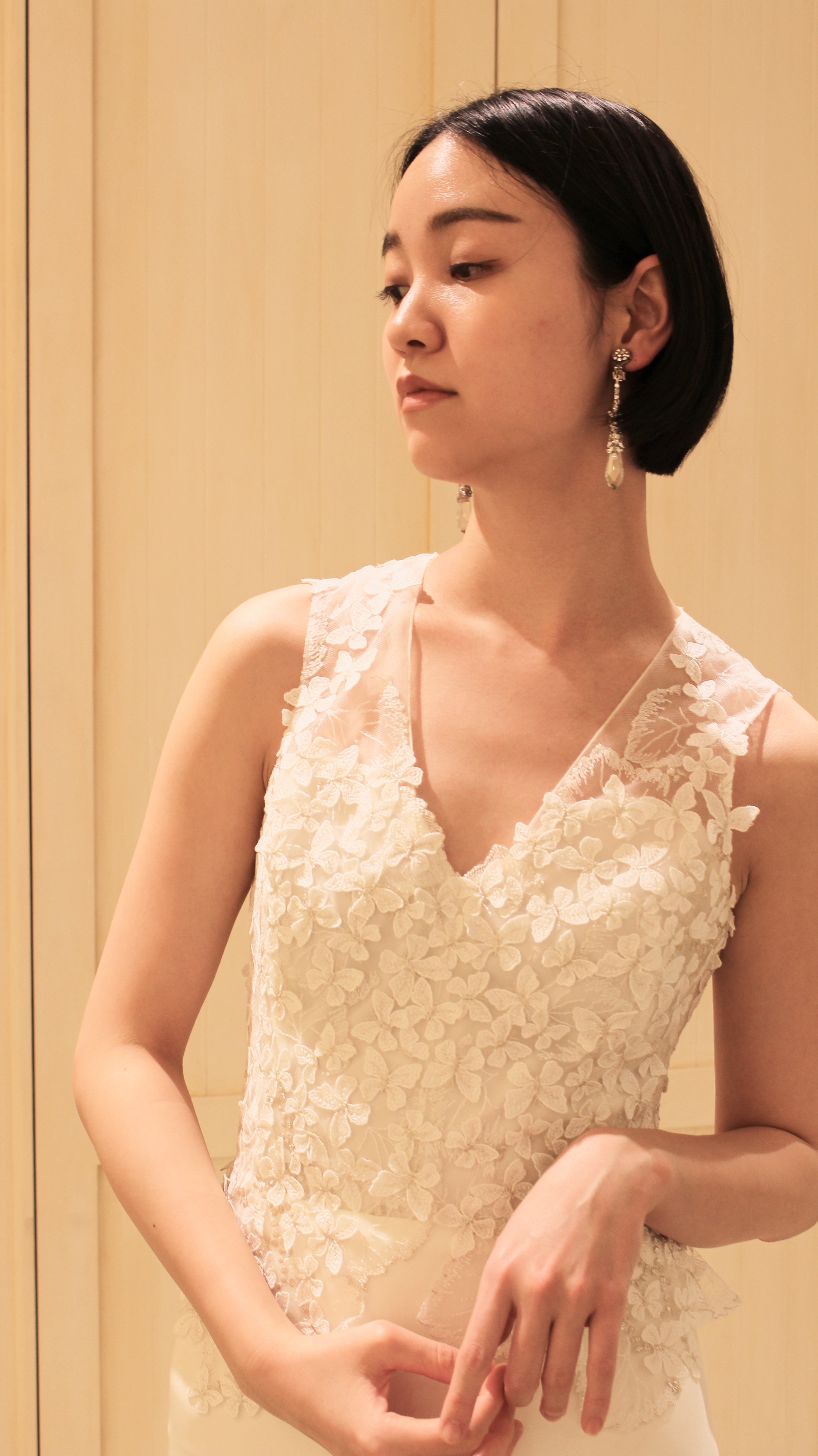 新作ドレスで叶える洗練された大人Wedding| ブログ | Fiore Bianca（フィオーレビアンカ）- ウエディングドレスレンタル