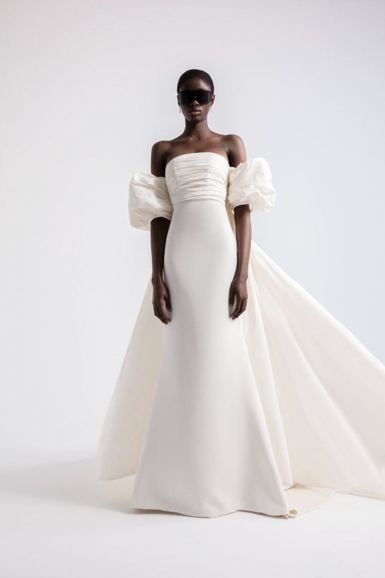 Yolan Cris　ヨーランクリス　AQUILEGIA　Weddingdress　ウェディングドレス　dress スレンダーライン