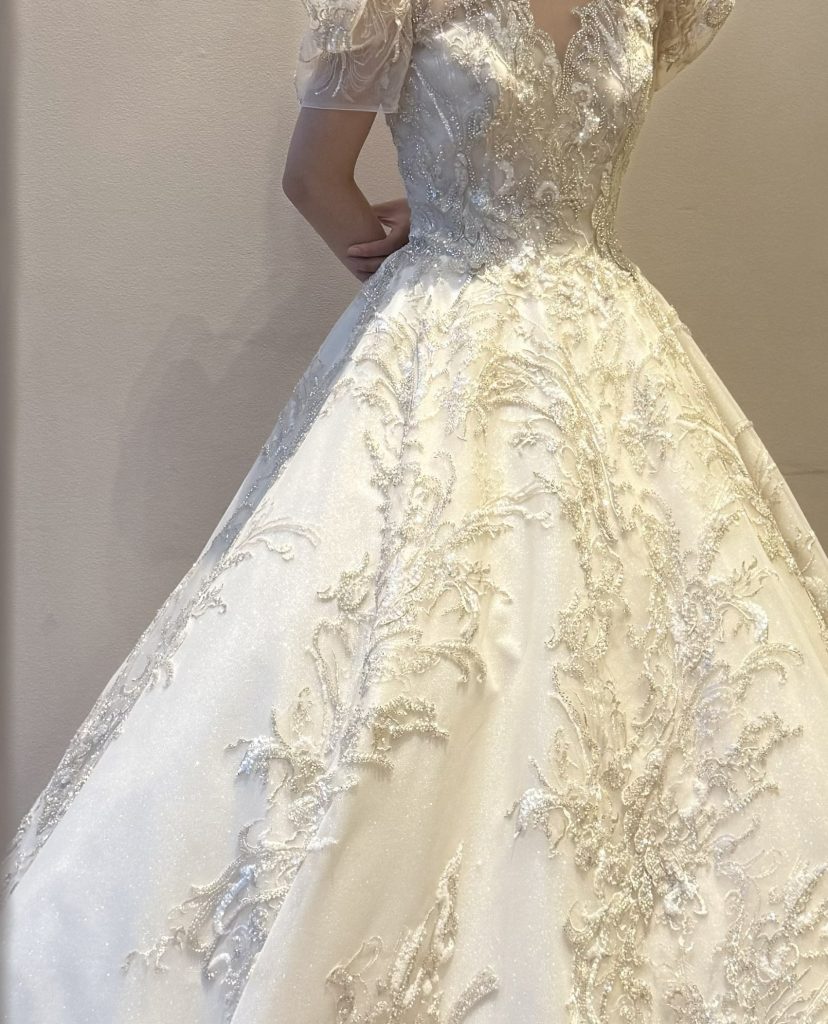 おすすめドレスのご紹介＝esum(エスム)の"Sargent(サージェント)"＝