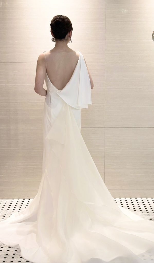 日本の花嫁さまのためにデザインされたオリジナルマーメイドドレスのご紹介