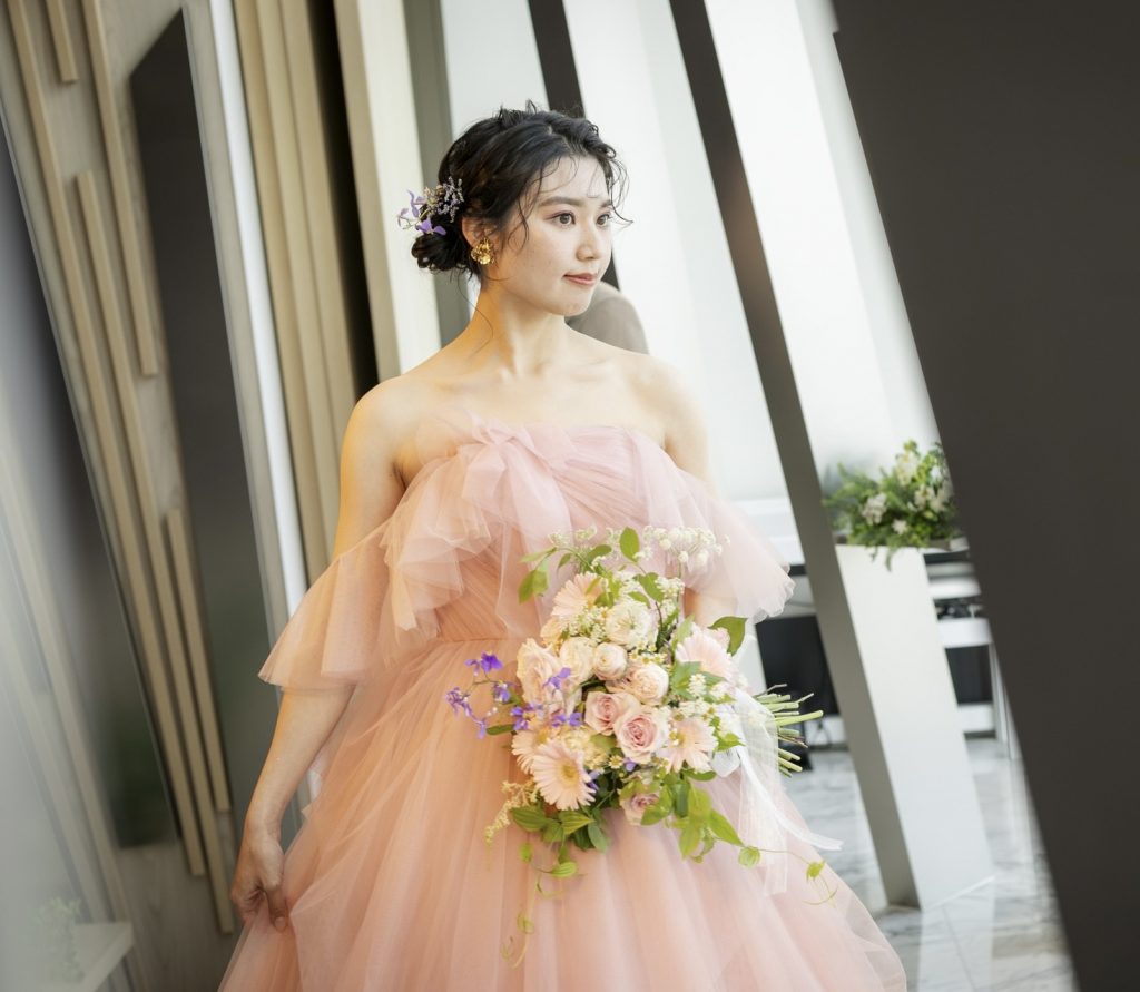 【Wedding Report】esum(エスム)こだわりのカラードレス