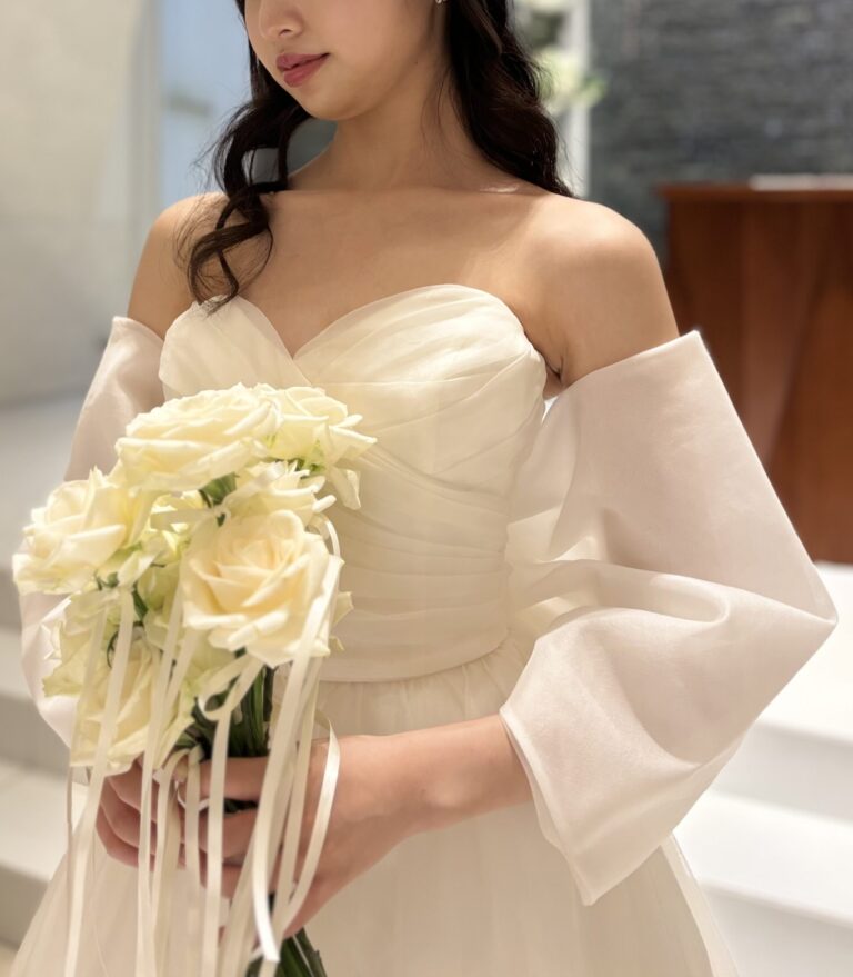 おすすめウェディングドレスのご紹介 =Nouvelle AMSALE(ヌーベル アムサーラ)の