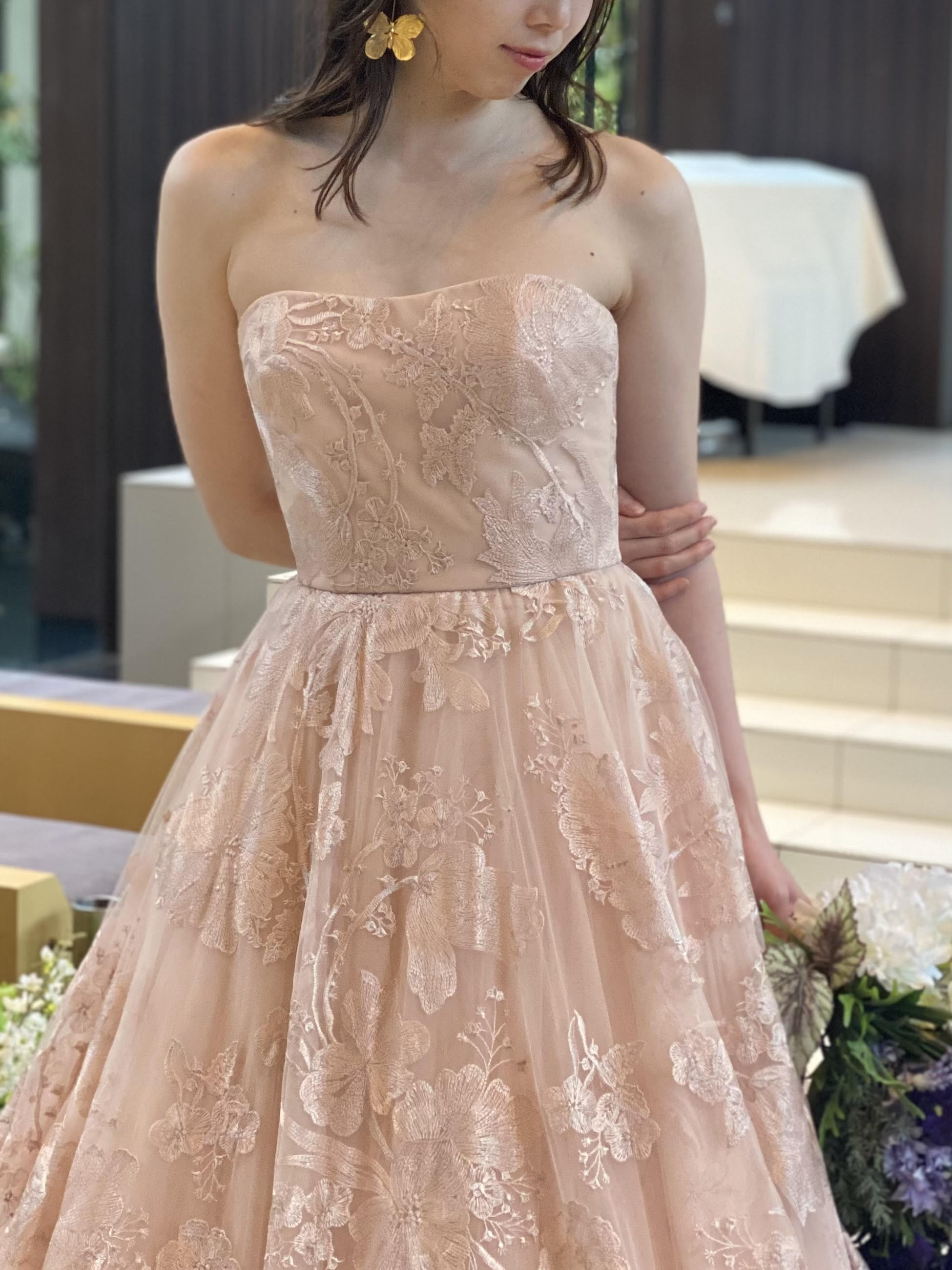 Nouvell Amsale　ヌーベル アムサーラ　Fiore Bianca　フィオーレビアンカ　カラードレス　ピンク　ピンクカラードレス